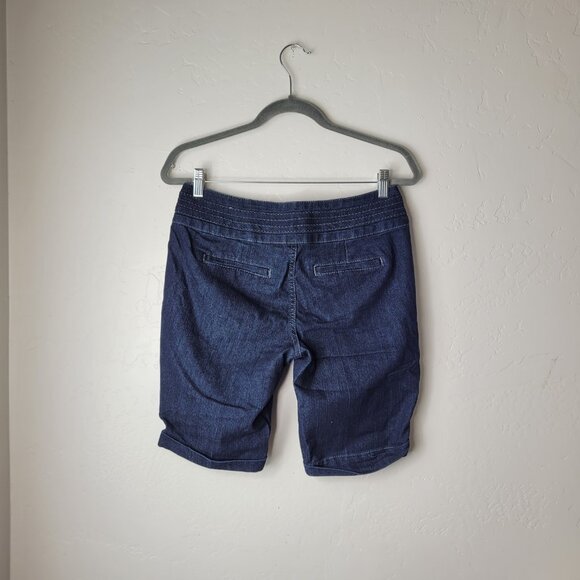 Maurices Dark Wash Bermuda Denim Pull On Shorts - Picture 5 of 6